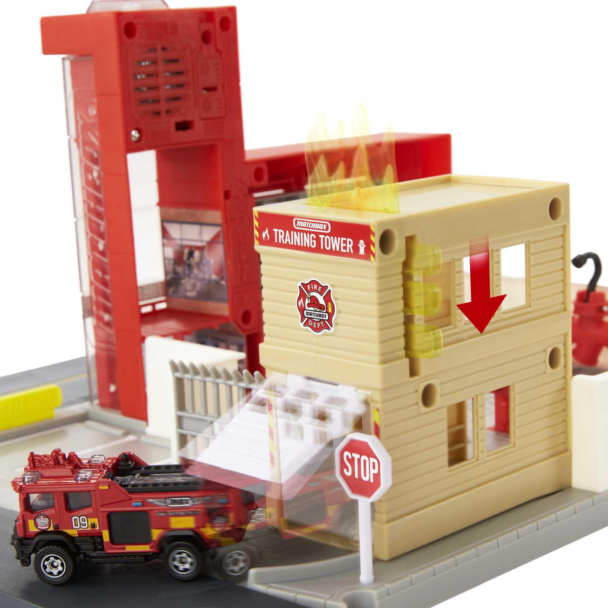 matchbox-action-drivers-feuerwache-spielset-hbd76-ab-3 image 3